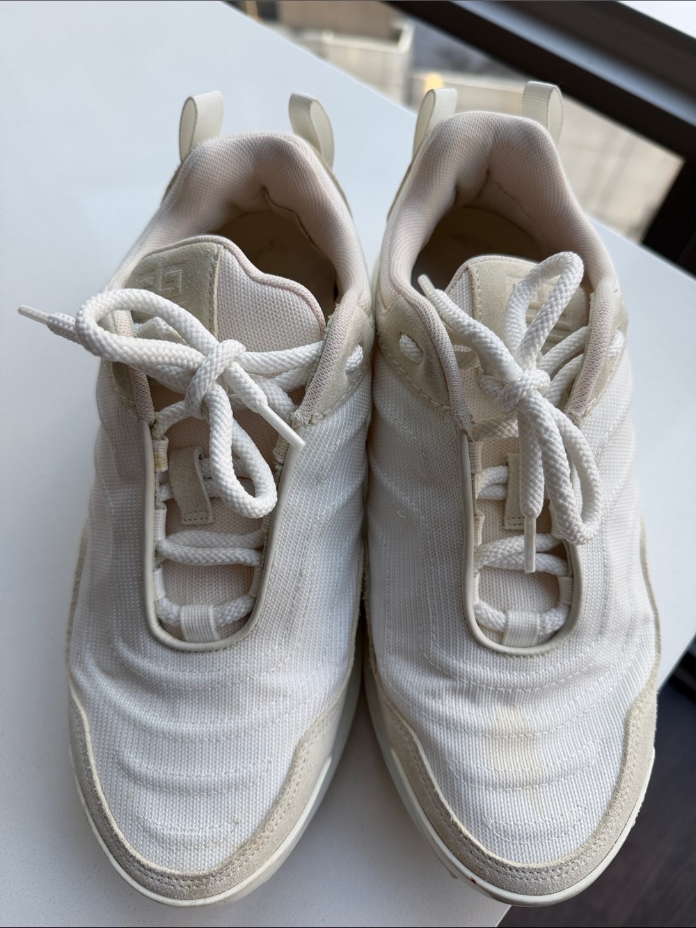 GIVENCHY Casual White Lace-Up Sneakers